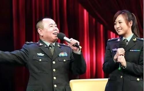 文职干部技术级别与军衔级别，文职军衔图片（军官、文职干部、文职人员和文艺兵）