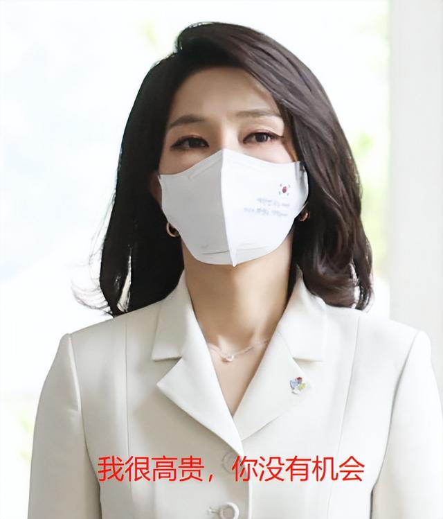 时大漂亮个人简历，时大漂亮为辛巴鸣不平（50岁韩国总统夫人合影遭“排挤”）