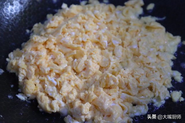 怎样做马齿苋馅饺子，马齿苋做饺子家常做法（多吃这3种素馅）