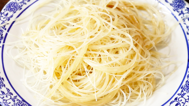 虾怎么做好吃又简单，虾怎么做好吃又简单 水煮虾（教你5道大虾的做法）