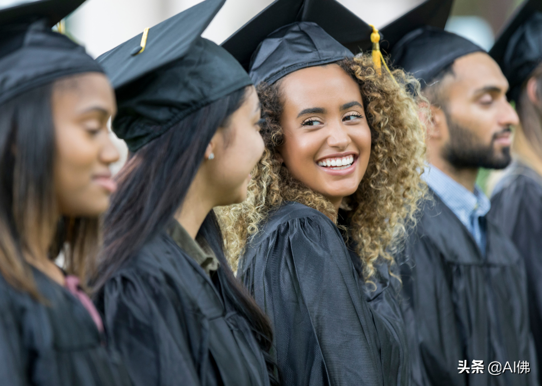 国际学校老师工资（美国10所女性毕业生收入高于男性的大学）