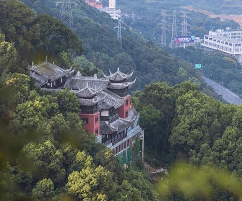 重庆市区旅游必去景点，重庆市区值得去的十大景点（市区必去7大景点盘点）