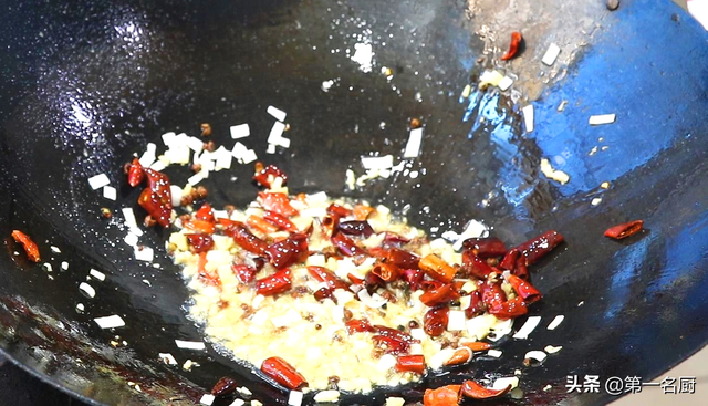 碱性食物排名第一名，世界最强碱性食物排行（也要吃的6种“碱性”菜）