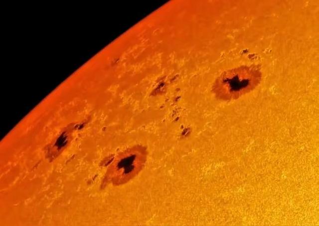 什么是太阳风，什么是太阳风暴,太阳风暴会导致人死亡吗（天文科普：太阳黑子并不黑）