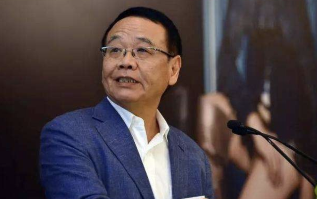 港椒怎么腌制，港椒怎么腌制好吃视频（如何创建中国第一女鞋品牌的）