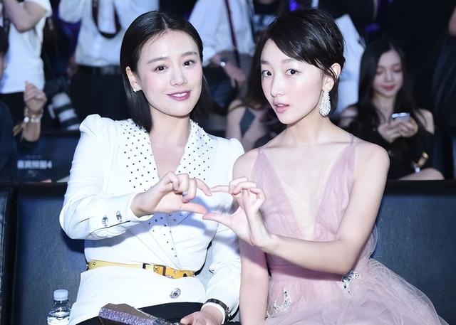 张哲轩个人资料简介，张哲轩生日晒私照官宣与马思纯恋情