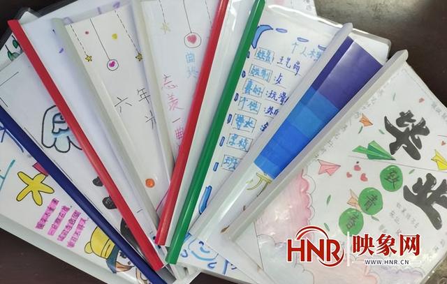 成长纪念册怎么做简单又漂亮，怎样帮助孩子制作出精美的成长纪念册（最美童年——驻马店市第二十小学六）