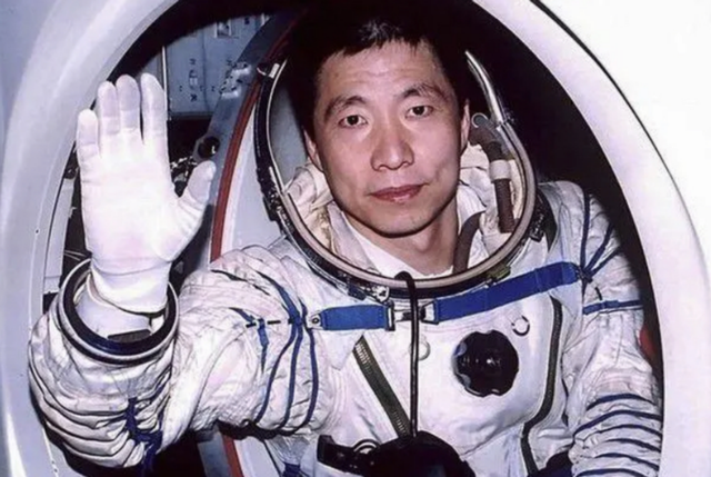 神舟五号发射的意义，神舟五号成功降落在哪里（2003年神舟五号发射）