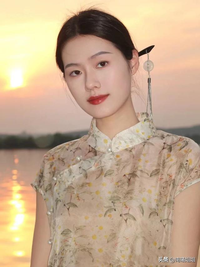 宽脸适合的发型，适合脸宽女生的刘海造型（看舒淇、王菲就知道）