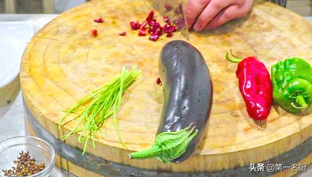 碱性食物排名第一名，世界最强碱性食物排行（也要吃的6种“碱性”菜）