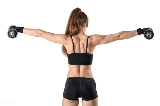 锻炼三角肌让臂膀更威猛力量，锻炼三角肌让臂膀更威猛力量的方法（6个哑铃动作强化三角肌）