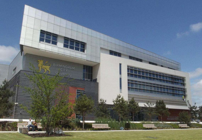 珠宝设计专业学校排名（这所默默无闻的学校竟有着英国排名第一的珠宝设计专业）