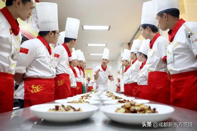 初三考多少分能上高中，2021中考最低几分能考上高中（初中要考多少分才能上高中）