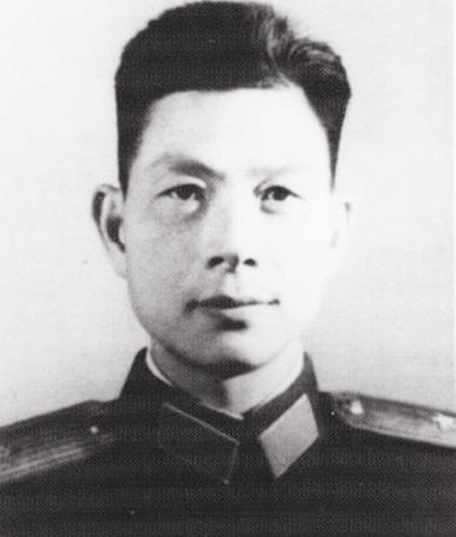 历史中的开国中将名单，1955年授衔1048名开国将帅