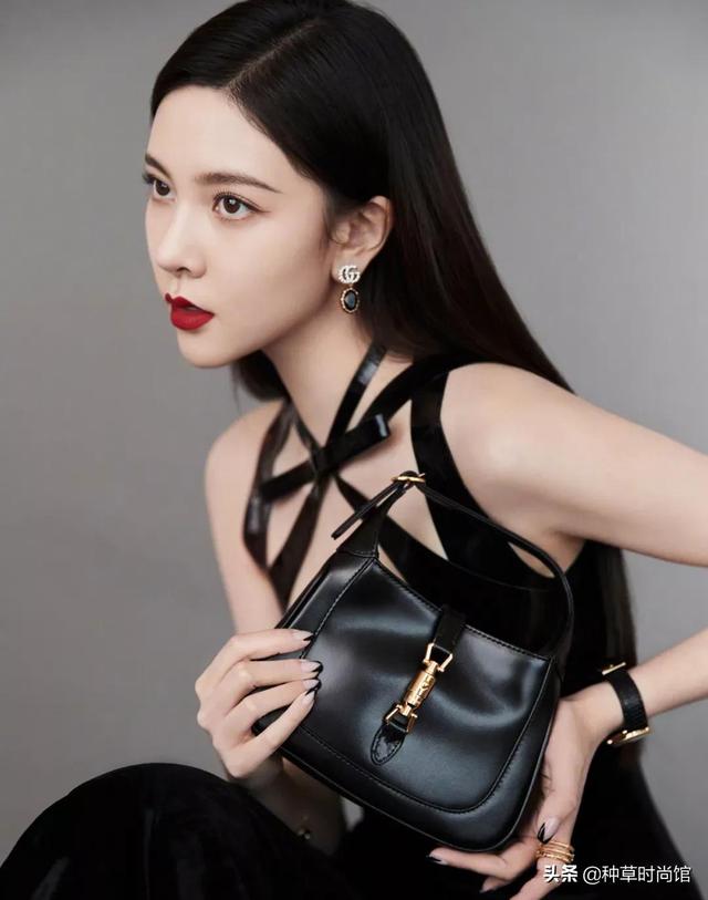 国际品牌女包，包包品牌排行榜前十名女士（今年最火的大牌包包）