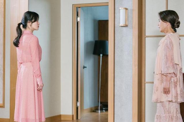 尹晶喜主演的电视剧，尹晶喜和老公的结婚照（在生活中如何做到断舍离）