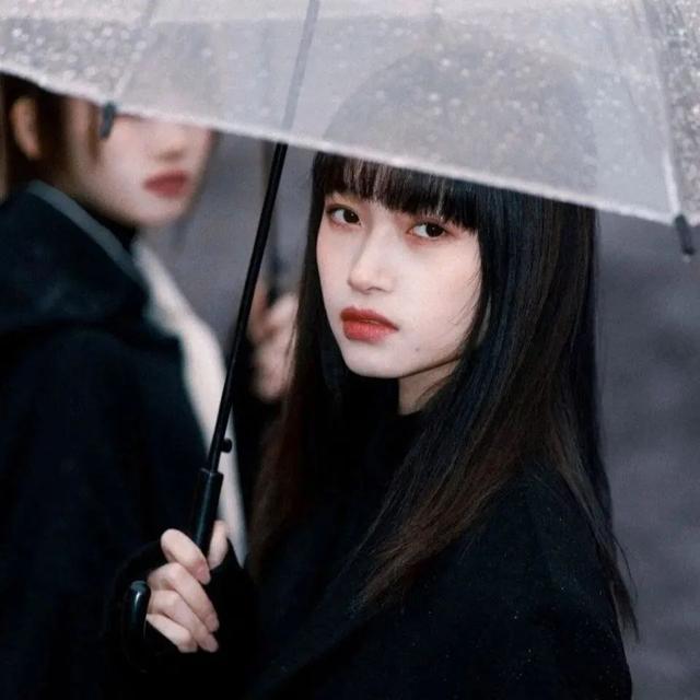 逼图，微信头像，逼图（微信头像+背景图片2022最火爆）