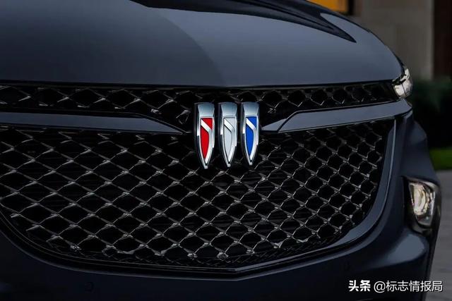 十字架的车标是什么车，红色十字架的车标是什么车（又是一个极简扁平化设计）