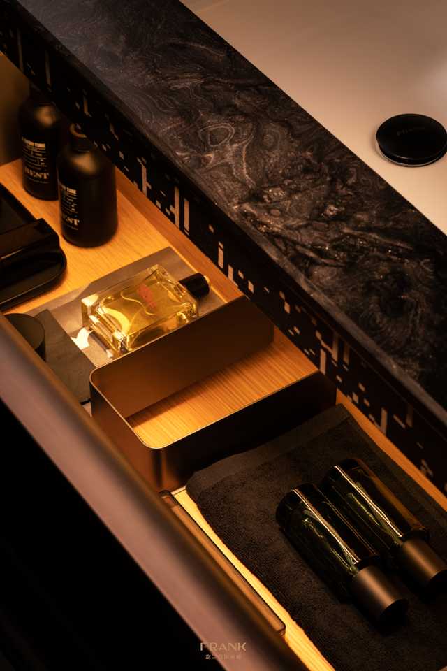 酒店浴室柜哪个牌子好，酒店款浴室柜安装视频（浴室柜一线品牌富兰克极致肌理系列探月Ⅱ）