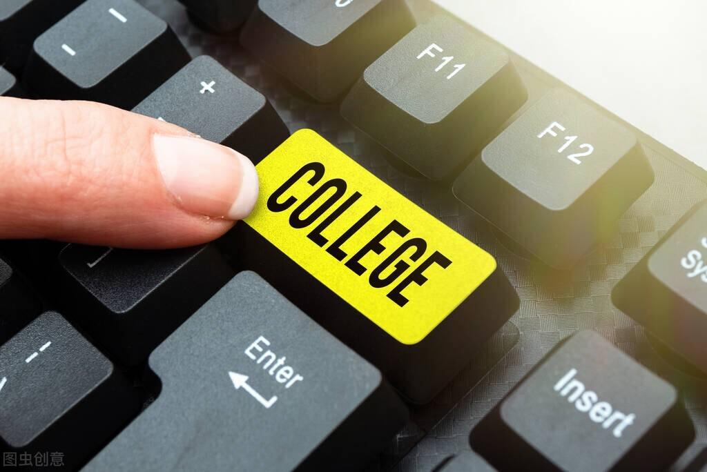 学校毕业鉴定（本科毕业生自我鉴定300字）