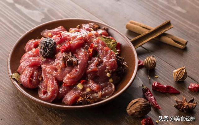 10条白醋的生活小妙用，吃白醋的好处（盐、白醋、小苏打在生活中的30种妙用）