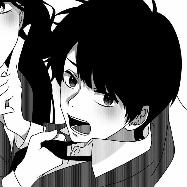 黑白日系情侣头像，日系黑白情头微信（超好看的动漫情侣黑白头像）