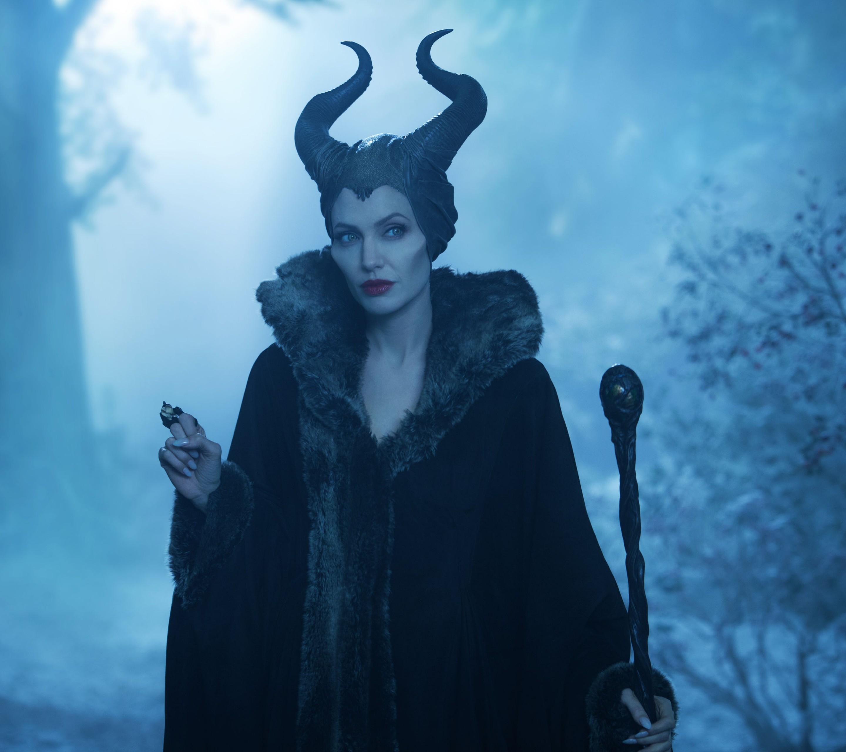 好莱坞对安吉丽娜·朱莉的影响