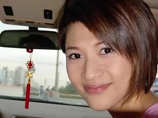 沈星和谢晖分手,谢晖前妻图片(与冯小刚"夜宿")