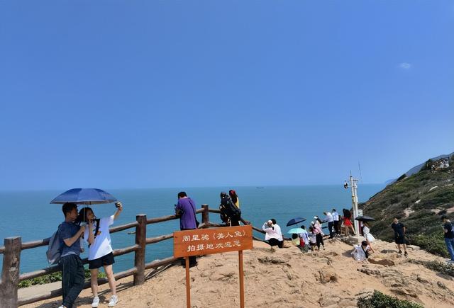 深圳西冲沙滩风景区，夏天是属于海边的季节