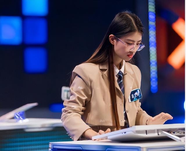 最强大脑第6季，最强大脑第六季3位脑王（白宇鹏蝉联《最强大脑》第十季脑王）