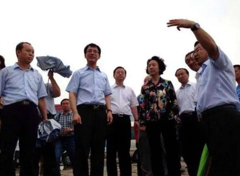 山西大学法律专业（山西煤老板邢利斌的黑金人生）