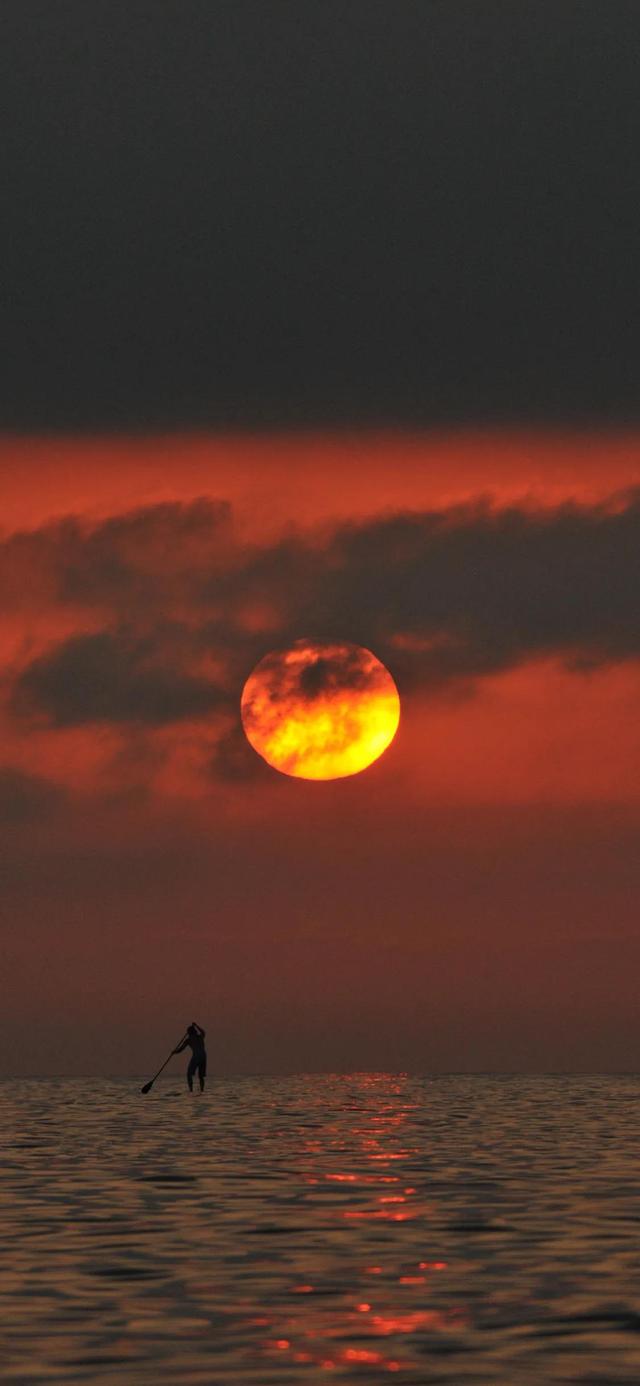 落日余晖图片，落日余晖（壁纸：黄昏夕阳）