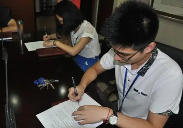 聘任制公务员有编制吗，中国有哪几种编制（“聘任制”公务员要来了）