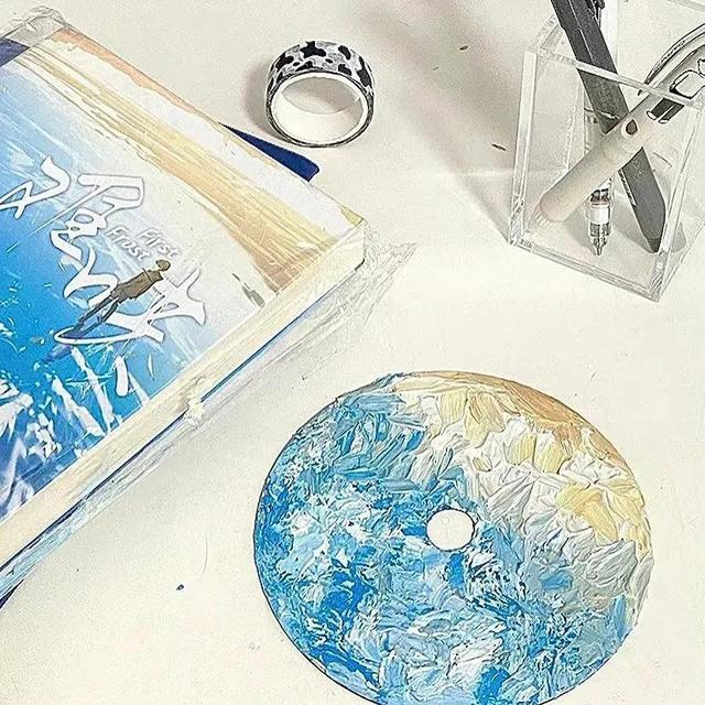 qq空间背景图，如何更换QQ空间全屏背景图（好看的空间背景图）