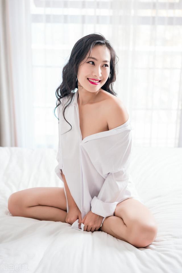 女人暗示你的8种信号，已婚女人暗恋你最准的表现（女人秘密向你坦白的信号）