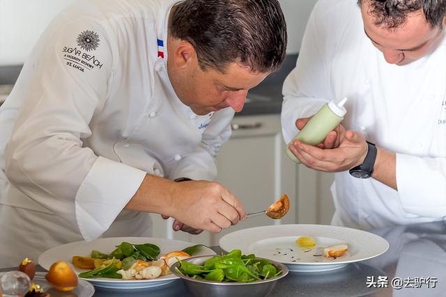 红酒做菜有哪些菜，过期红酒的10个小妙用（用红酒烧菜太奢侈浪费）