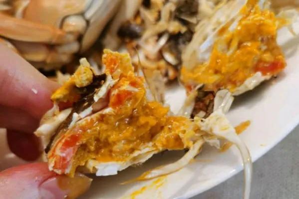 螃蟹开水煮几分钟熟，水煮螃蟹几分钟煮熟（老渔民教您2招，鲜嫩不掉腿）