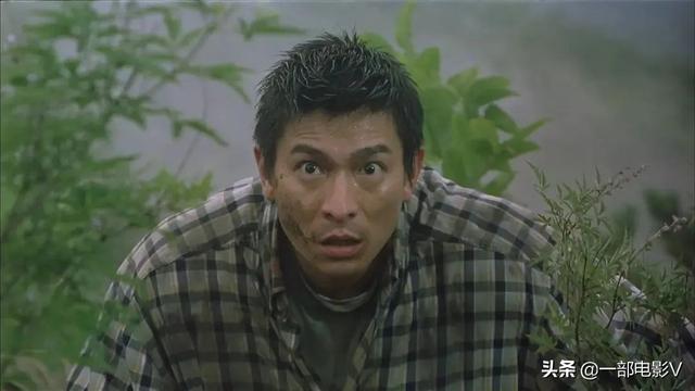 大块头有大智慧断头照，大块头大智慧。后面孙果把李凤怡的头砍掉了（由神作变烂片的电影《大块头有大智慧》）