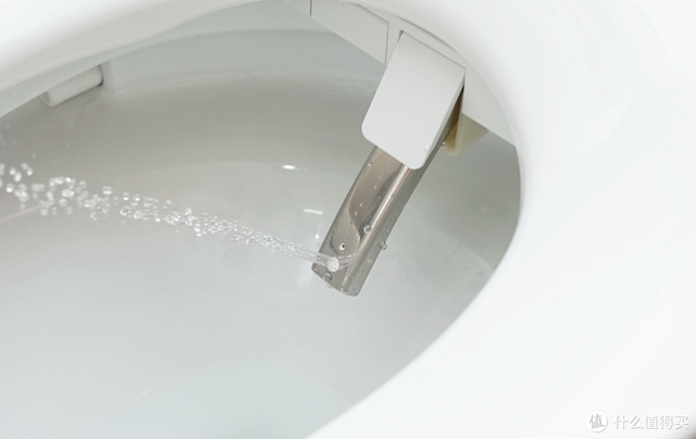 网上哪里买化妆品好，化妆品正品哪里买（日百、个护、家电...精选7款京东双十二直播间超值好物）