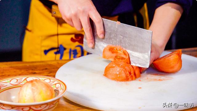 西红柿疙瘩汤懒人做法，开胃爽口疙瘩均匀Q弹