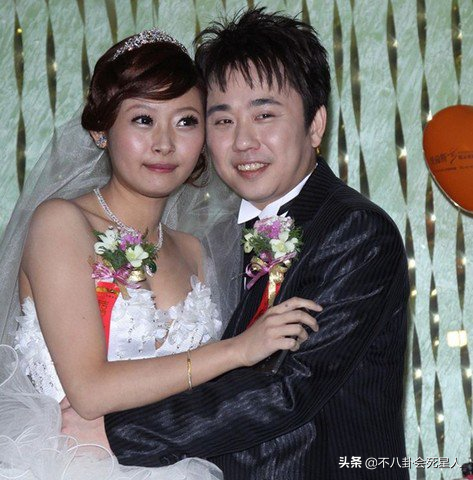人前风光无限，人后被亲妈当成“提款机”，这5位童星满是辛酸泪