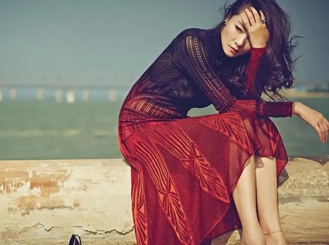 吴越为何如今还不谈男朋友，与陈建斌分手17年了