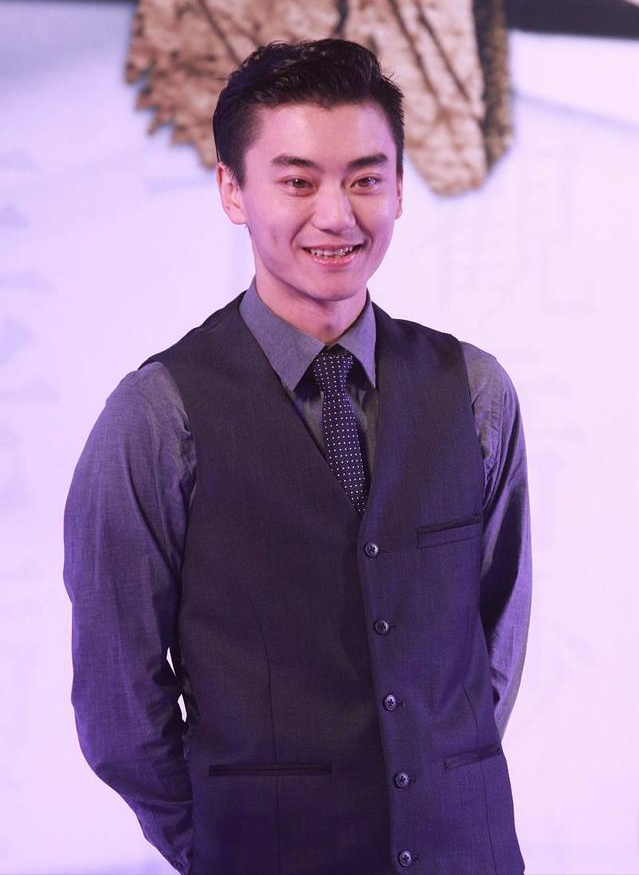 正者无敌演员表，罗家烈（罗家烈将军（38岁还未婚成了他最大心病）