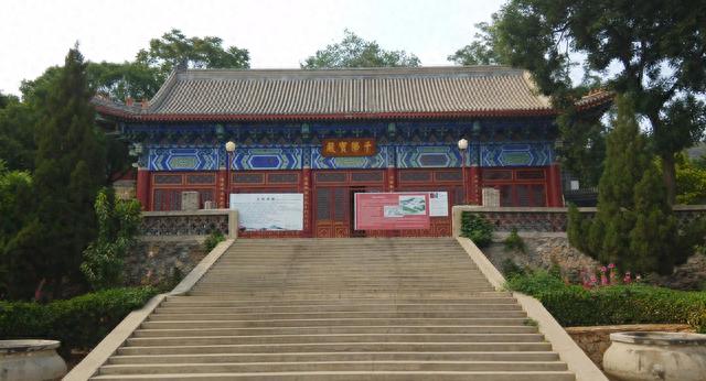 千佛宝塔