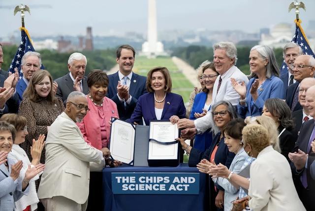 台积电是什么意思，全球三大芯片制造商（就为了这个针对咱们的法案）