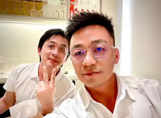40岁男人网名有气质，中年人有涵养的微信名（40岁王宝强近照曝光）