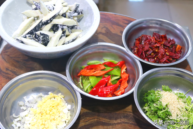 碱性食物排名第一名，世界最强碱性食物排行（也要吃的6种“碱性”菜）