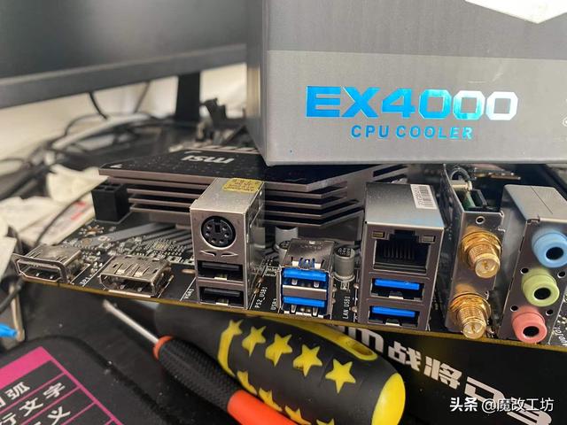 带wifi的主板，带wifi的主板如何使用（520蓝牙WIFI主板配AMD锐龙PRO处理器跑分16万）