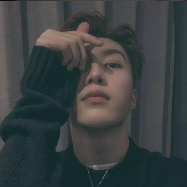 范丞丞头像?微信，范丞丞头像（范丞丞#男生头像）