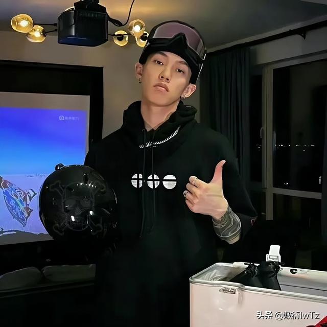 超级超级好看的头像，超超超超好看的头像（超级好看的微信头像）